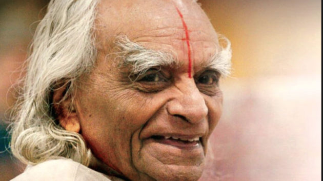 L’histoire inspirante du maître yogi BKS Iyengar à l’origine du Yoga Iyengar