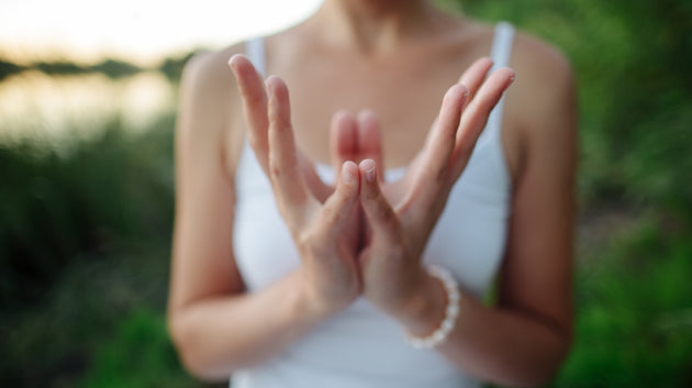 Le Kundalini Yoga : Une harmonisation énergétique du corps et de l’esprit Tayrona