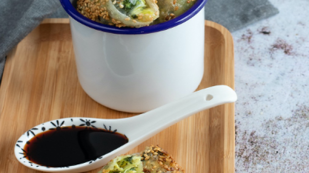 recette healthy : nems au poulet et épinards au sésame