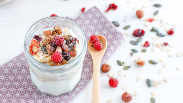 recette healthy : Bircher muesli au yaourt de brebis bio