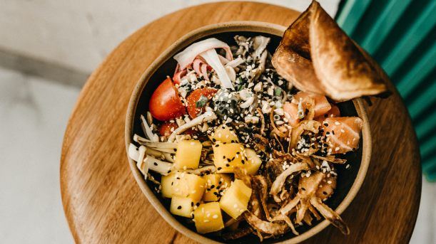 Recette healthy : Poké BOWL au Saumon et Konjac