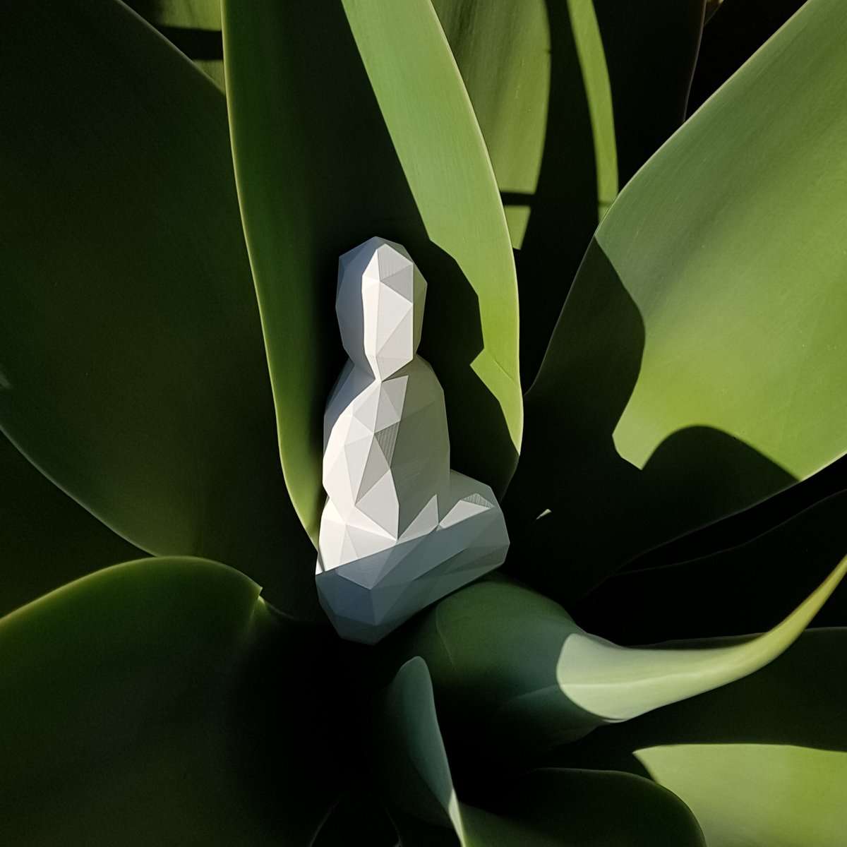 Statuette design en pierre Burning buddha