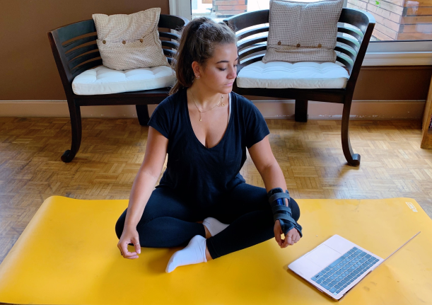 Je suis débutante, quels sont les meilleurs cours de yoga en ligne