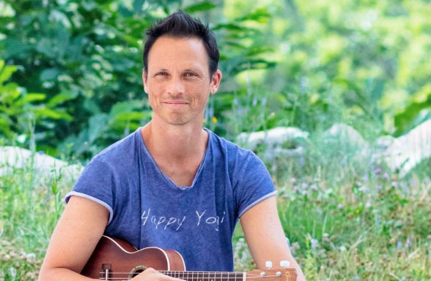 Julien Levy Tayrona Yoga