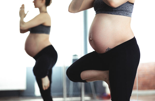 Yoga prénatal, entre relaxation et préparation à l’accouchement