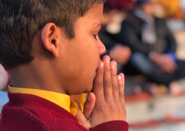 Traduction en français des mantras chantés en cours de yoga