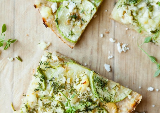 Recette healthy : pizza légère sur fond de chou-fleur