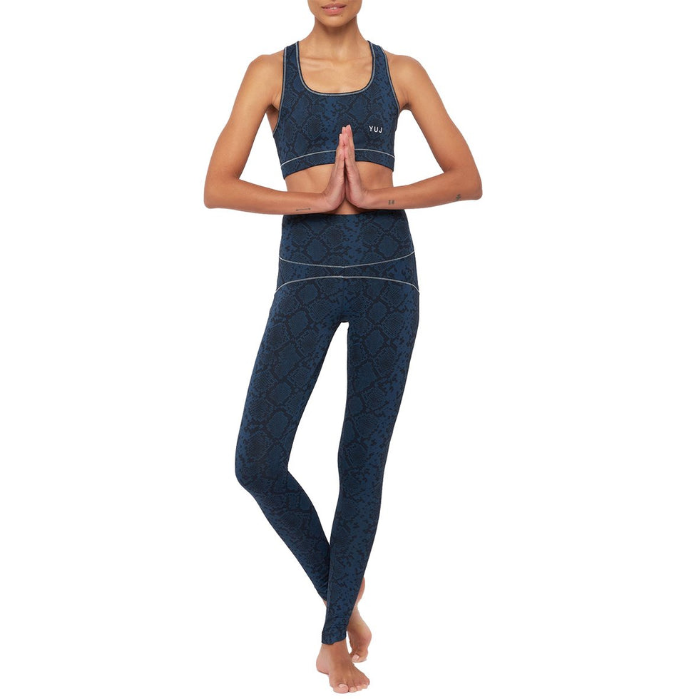 Yoga Python Yuj – Tayrona Yoga